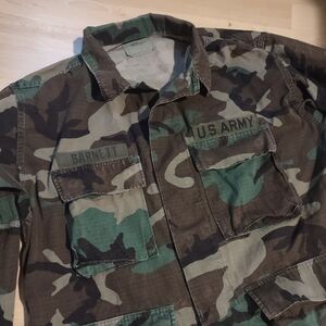 Woodland Camouflage Military Jacket Sz Medium Short